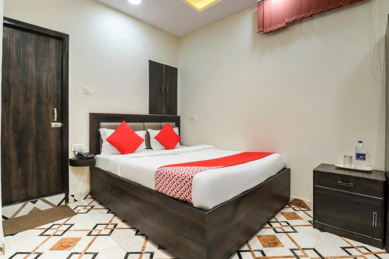 Oyo Hotel City Palace Kánpur Exteriér fotografie